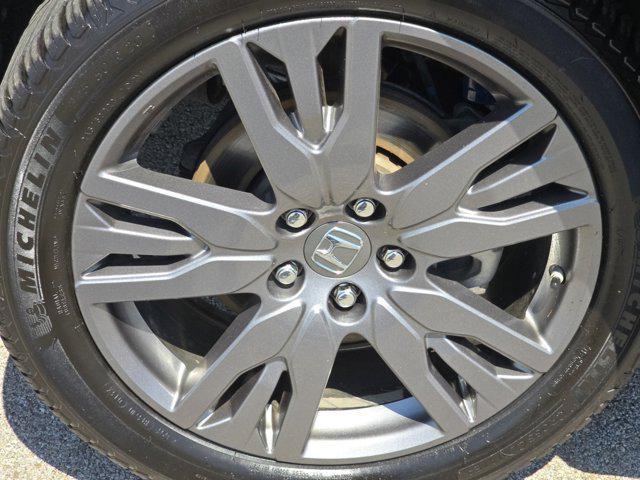 used 2021 Honda Passport car, priced at $25,555