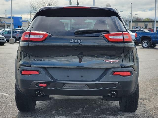 used 2015 Jeep Cherokee car, priced at $15,655