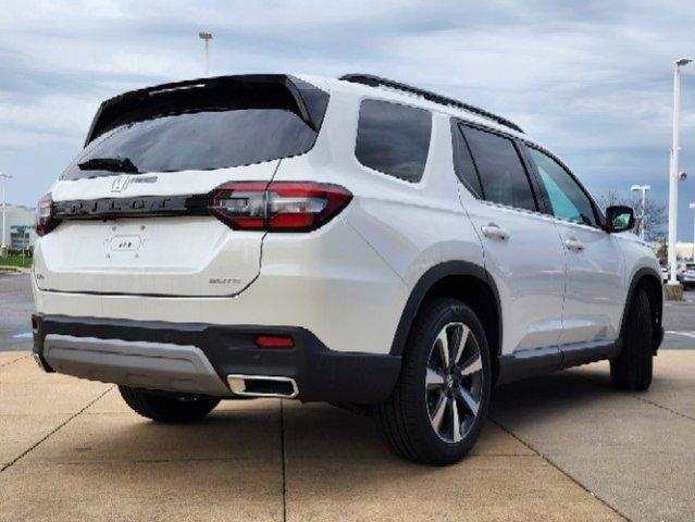 new 2025 Honda Pilot car, priced at $54,330