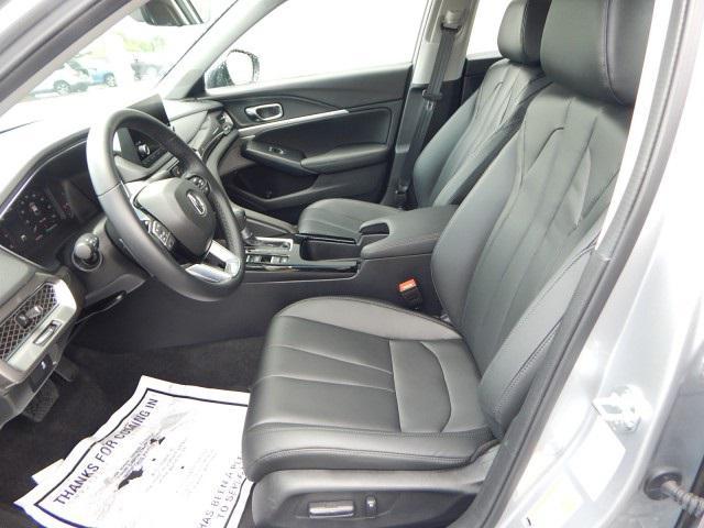 used 2025 Acura Integra car, priced at $31,900