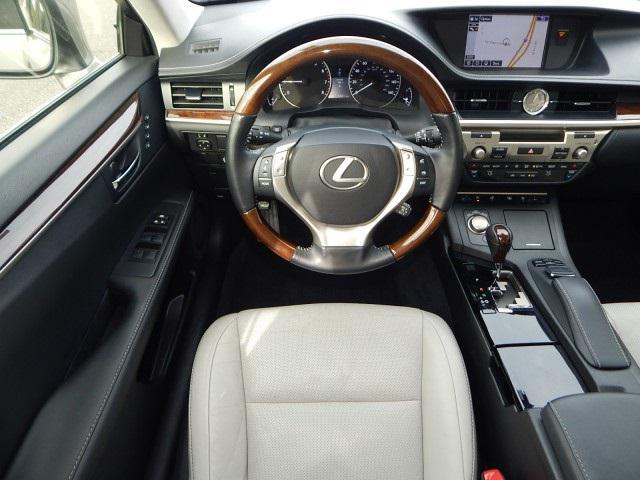 used 2015 Lexus ES 350 car, priced at $18,299