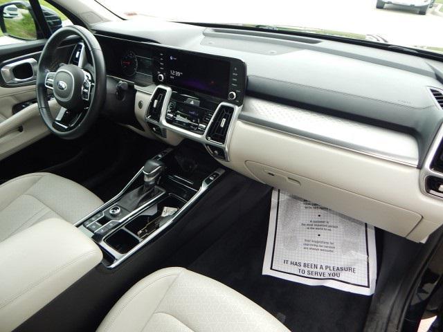 used 2021 Kia Sorento car, priced at $26,900