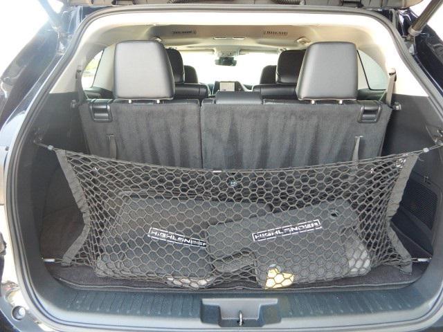 used 2023 Toyota Highlander car, priced at $36,895