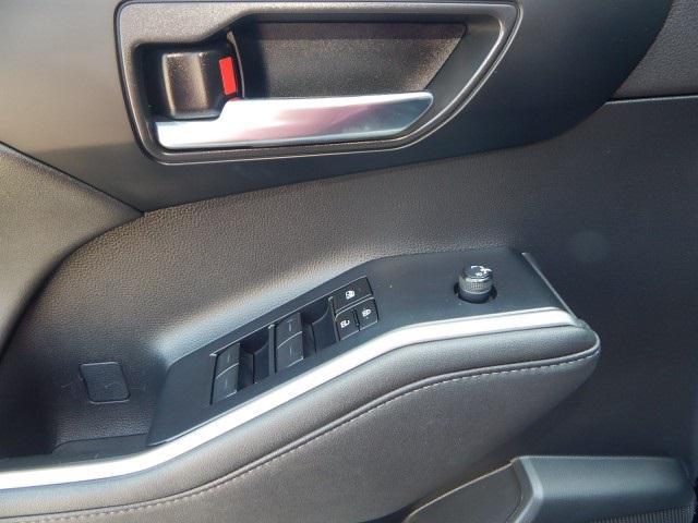 used 2023 Toyota Highlander car, priced at $36,895