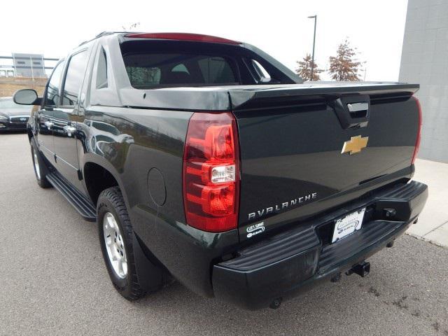 used 2013 Chevrolet Avalanche car, priced at $21,499