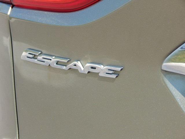 used 2013 Ford Escape car, priced at $8,499
