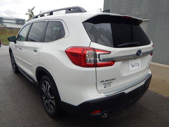 new 2025 Subaru Ascent car, priced at $50,089