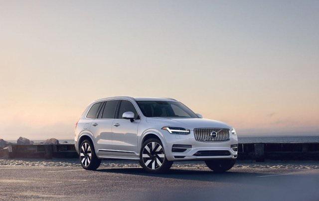 new 2025 Volvo XC90 Plug-In Hybrid car, priced at $77,675