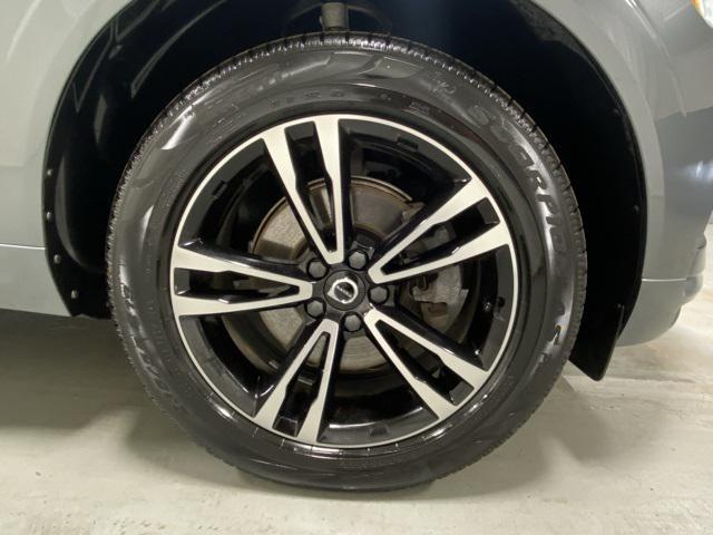 used 2021 Volvo XC60 car, priced at $26,888