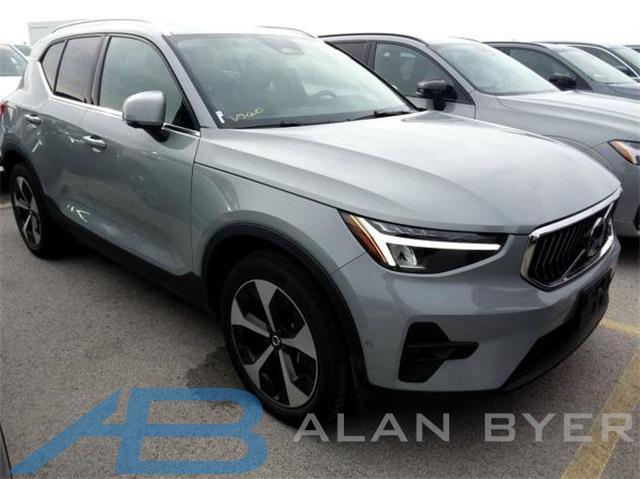 used 2024 Volvo XC40 car, priced at $33,987