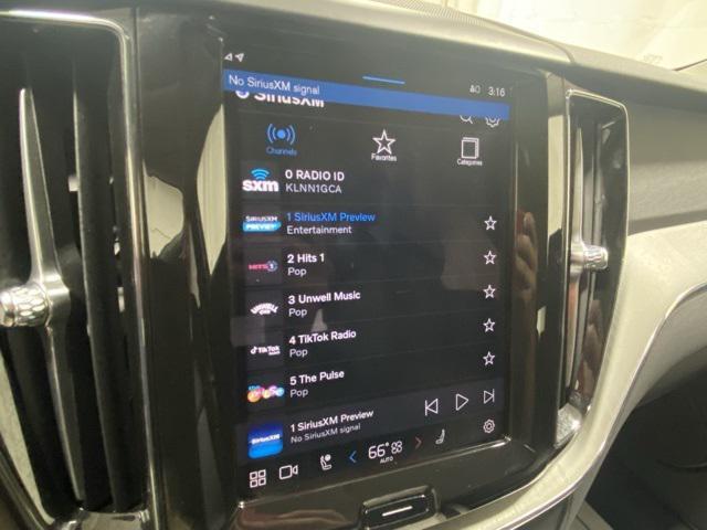 used 2025 Volvo XC60 car, priced at $40,888