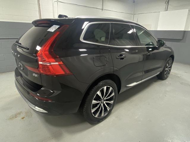used 2023 Volvo XC60 car, priced at $34,500