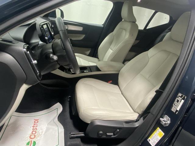used 2021 Volvo XC40 car, priced at $22,555