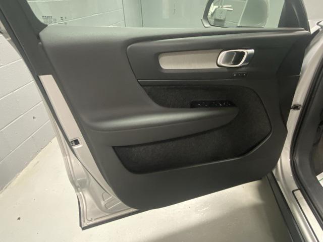 used 2025 Volvo XC40 car, priced at $33,777