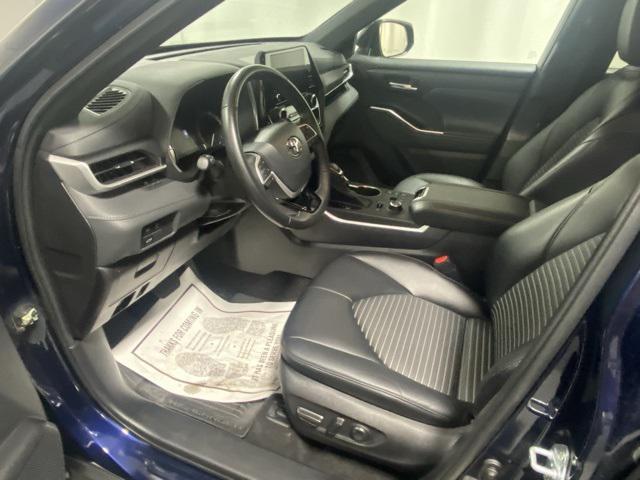 used 2023 Toyota Highlander car, priced at $40,983