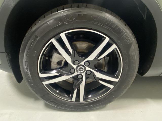 used 2024 Volvo XC40 car, priced at $33,777