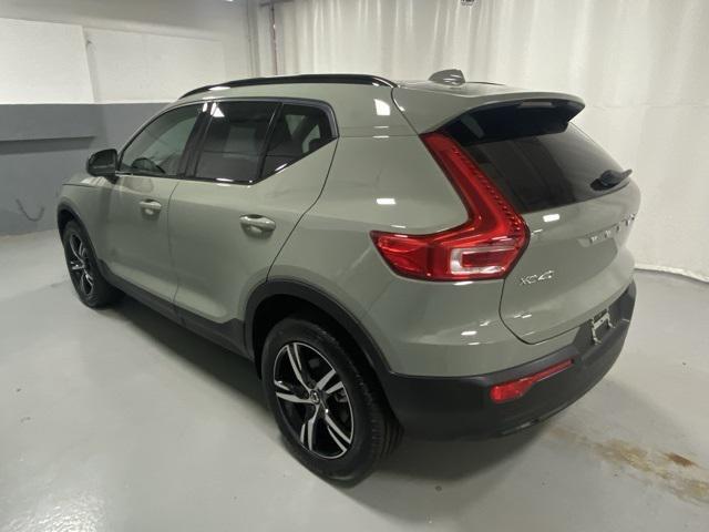 used 2024 Volvo XC40 car, priced at $33,777