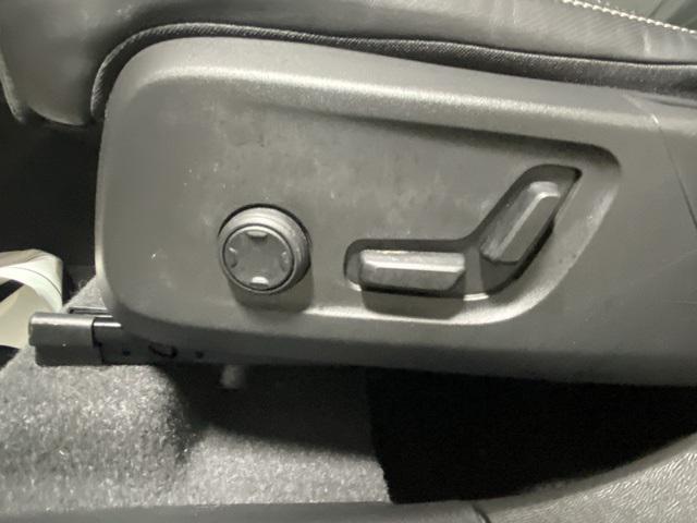 used 2021 Volvo XC40 car, priced at $26,777