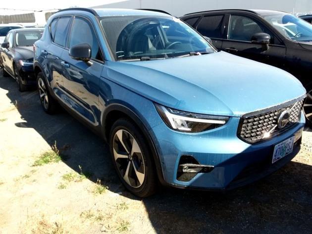 used 2024 Volvo XC40 car, priced at $34,987