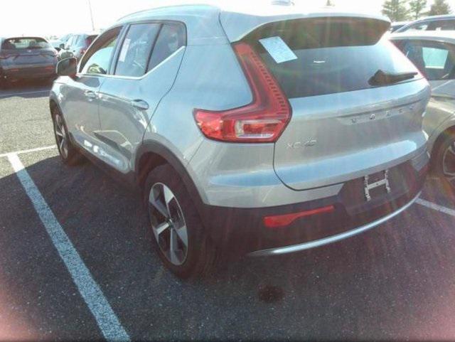 used 2024 Volvo XC40 car, priced at $35,987