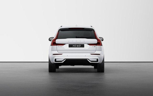 new 2025 Volvo XC60 car, priced at $55,335