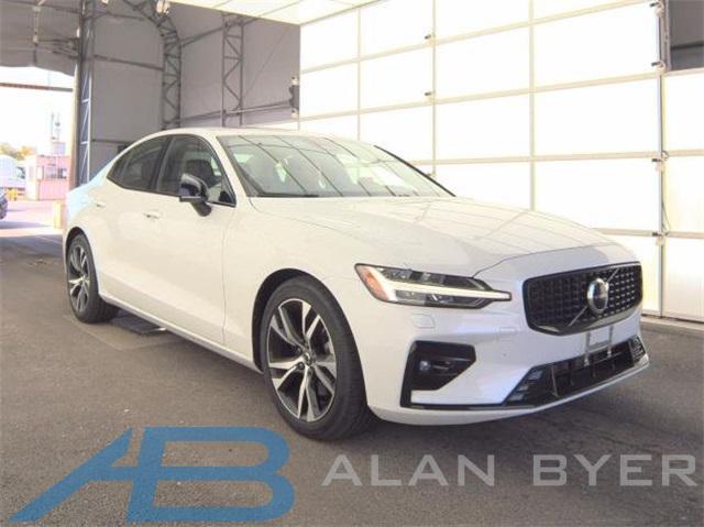 used 2025 Volvo S60 car