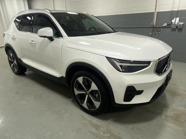 new 2025 Volvo XC40 car, priced at $48,315