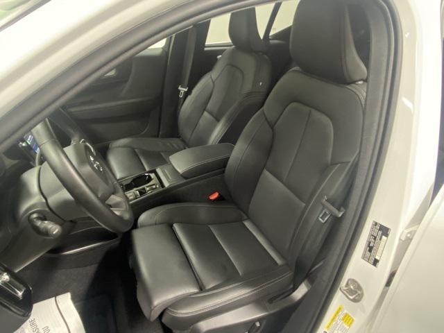 new 2025 Volvo XC40 car, priced at $48,315