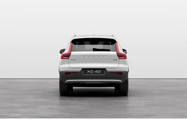 new 2025 Volvo XC40 car, priced at $48,315