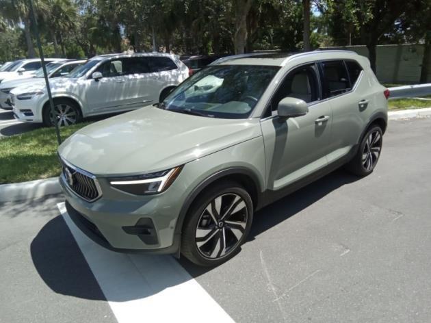 used 2023 Volvo XC40 car, priced at $34,777