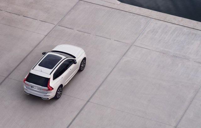 new 2025 Volvo XC60 car, priced at $55,335