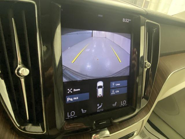 used 2021 Volvo XC60 car, priced at $31,555