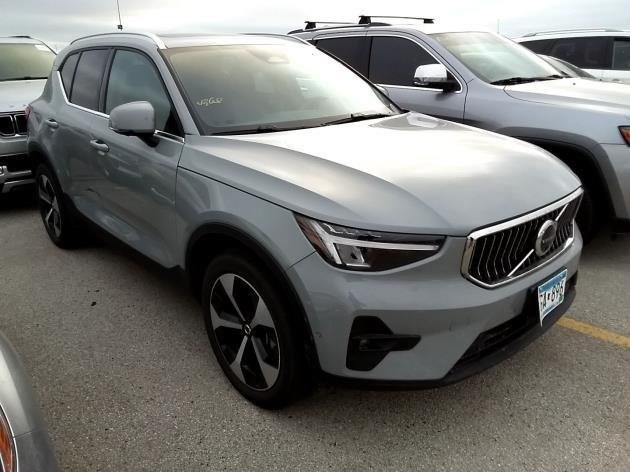 used 2024 Volvo XC40 car, priced at $34,555