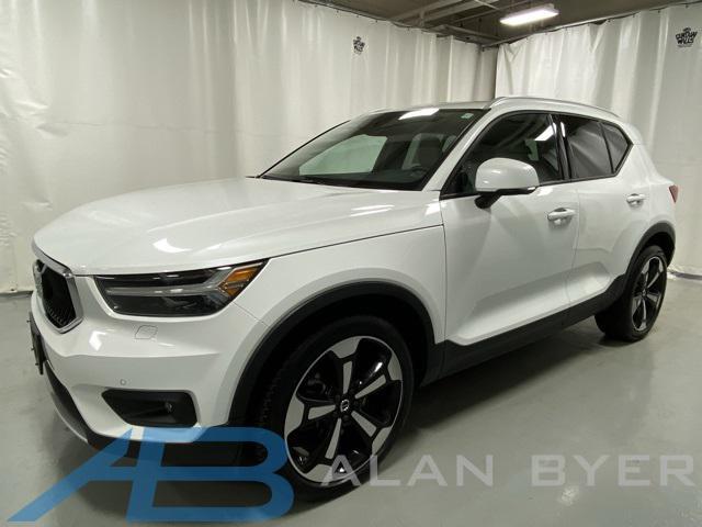 used 2022 Volvo XC40 car, priced at $31,777