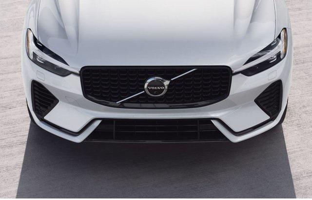 new 2025 Volvo XC60 Plug-In Hybrid car, priced at $66,235