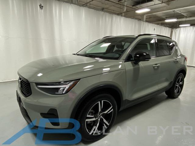 used 2024 Volvo XC40 car, priced at $35,333