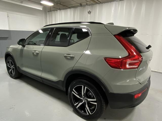 used 2024 Volvo XC40 car, priced at $35,333