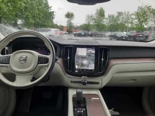 used 2022 Volvo XC60 car, priced at $36,875