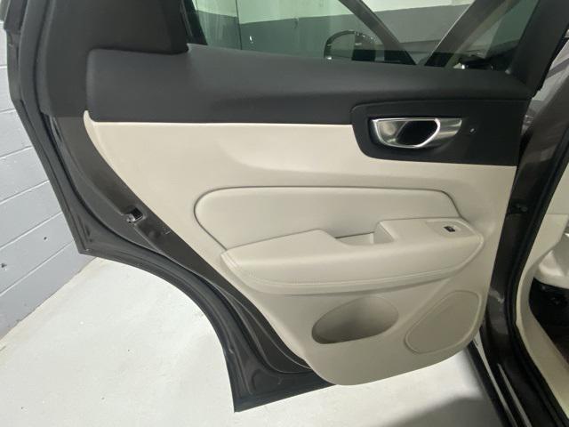 used 2023 Volvo XC60 car, priced at $35,777