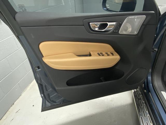 used 2022 Volvo XC60 car, priced at $39,777
