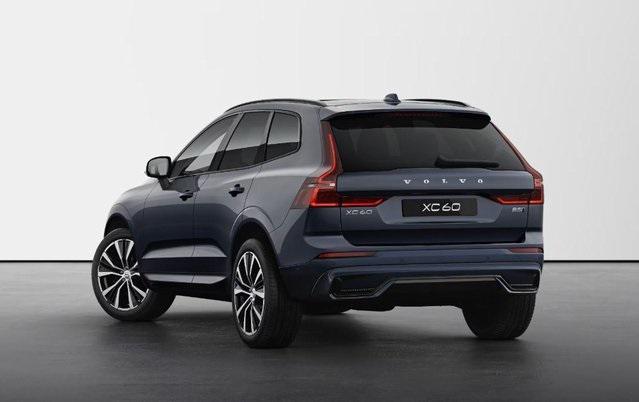 new 2025 Volvo XC60 car, priced at $55,335