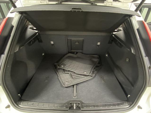 used 2020 Volvo XC40 car, priced at $27,888