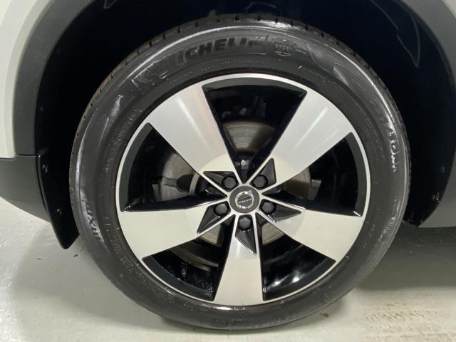 used 2020 Volvo XC40 car, priced at $27,888