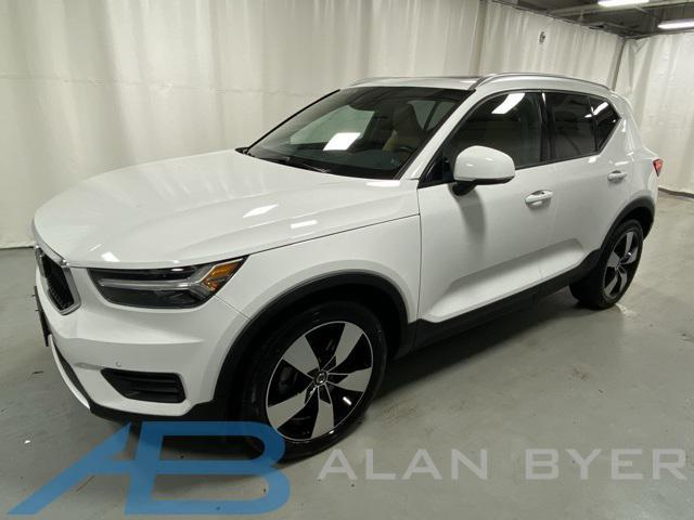 used 2020 Volvo XC40 car, priced at $27,888