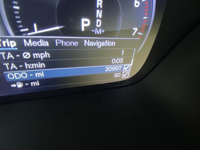 used 2020 Volvo XC40 car, priced at $27,888