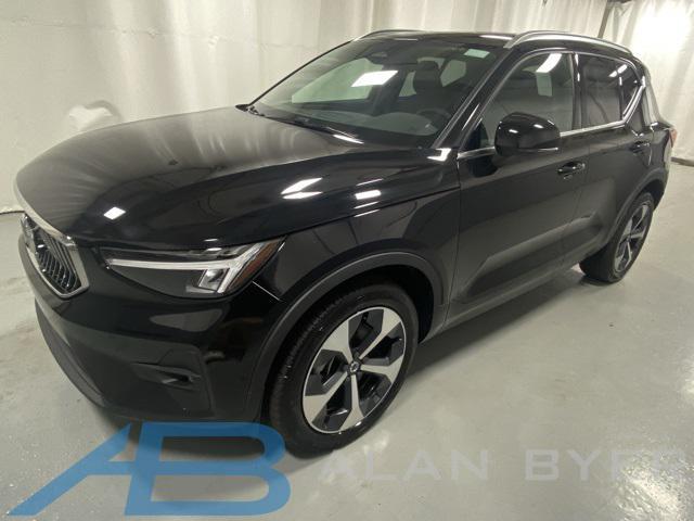 used 2025 Volvo XC40 car, priced at $32,888