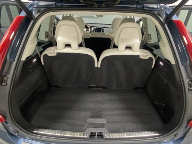 used 2022 Volvo XC90 car, priced at $38,977