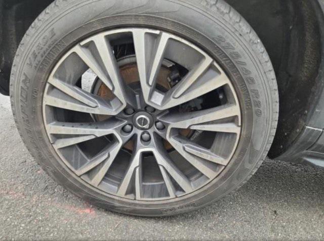 used 2022 Volvo XC90 car, priced at $39,654