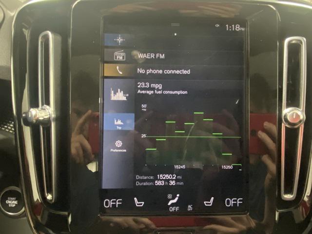 used 2021 Volvo XC40 car