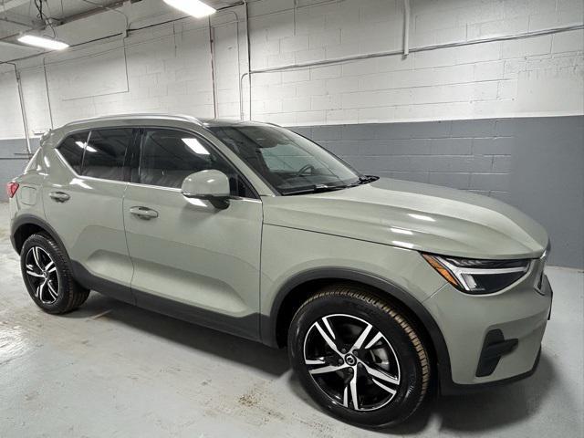 used 2024 Volvo XC40 car, priced at $35,777